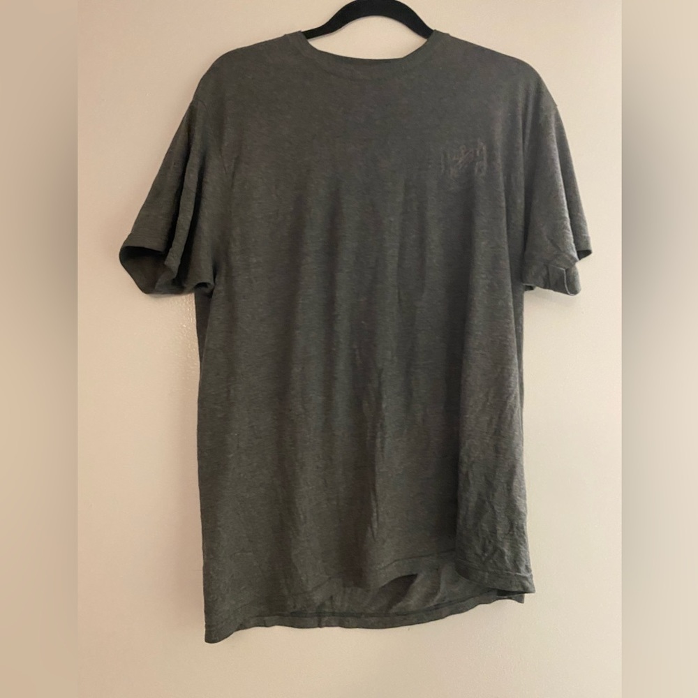 Men’s tee